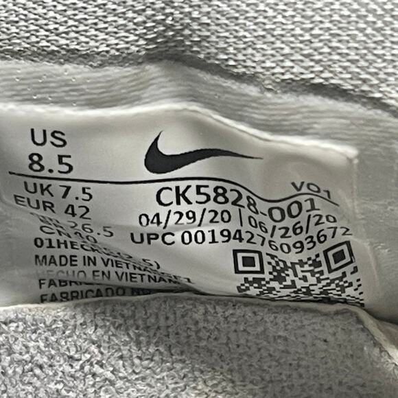 Nike PG 4 Team Basketball Shoes Men\'s 8 1/2 Wolf Gray 103.5=L.5.7